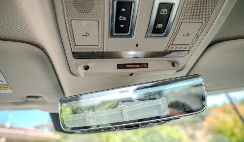 								2022 Land Rover Defender 110 S full									