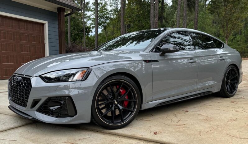 								2023 Audi RS5 Sportback full									