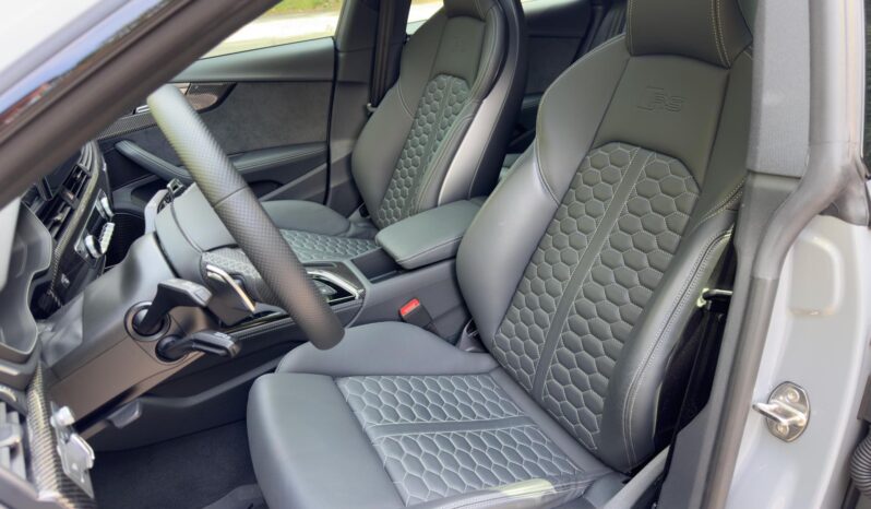 								2023 Audi RS5 Sportback full									
