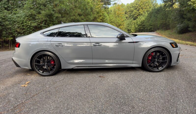 								2023 Audi RS5 Sportback full									