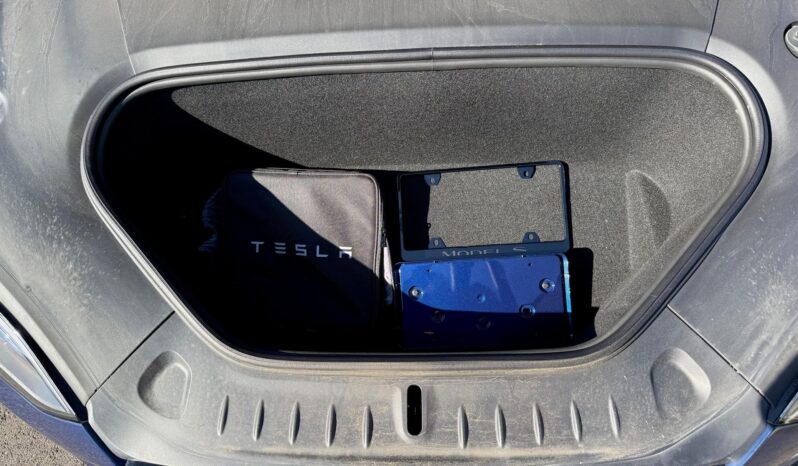 								2023 Tesla Model S Plaid full									
