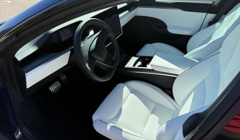 								2023 Tesla Model S Plaid full									