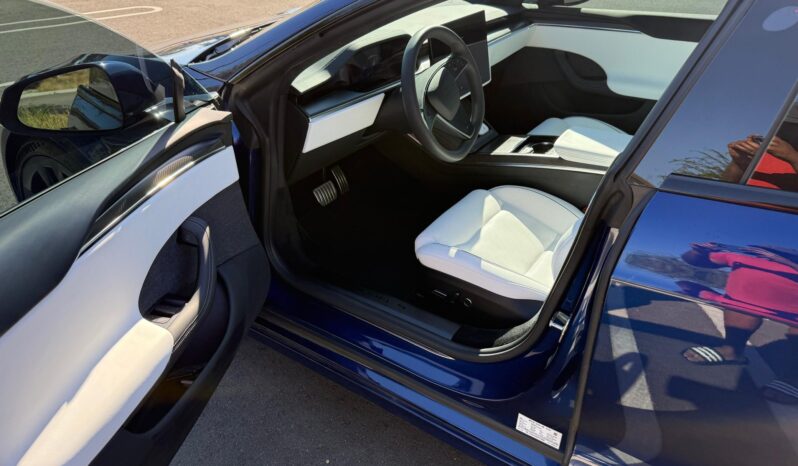 								2023 Tesla Model S Plaid full									