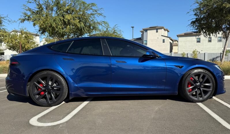 								2023 Tesla Model S Plaid full									