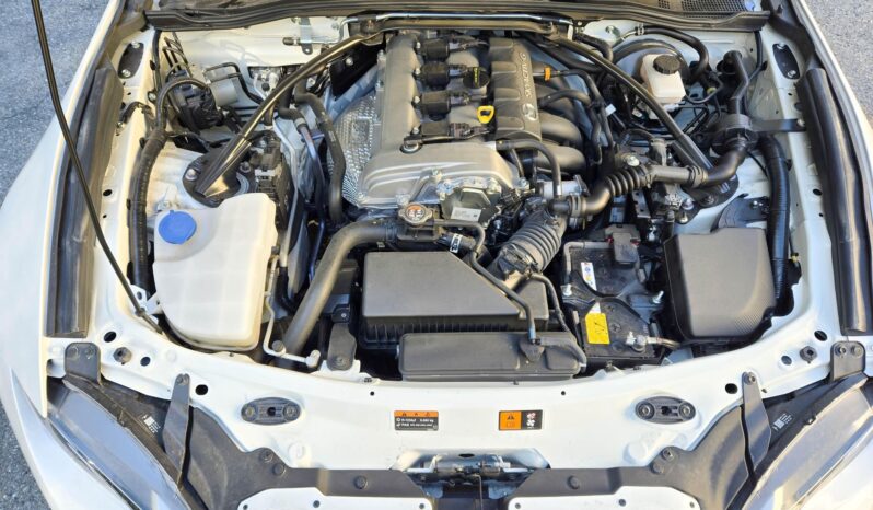 								2022 Mazda MX-5 Miata RF Grand Touring full									