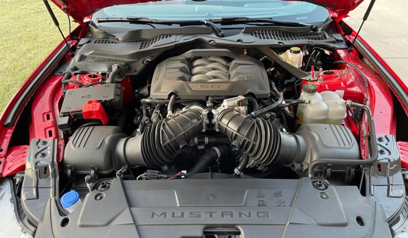 								2024 Ford Mustang GT Premium Convertible full									