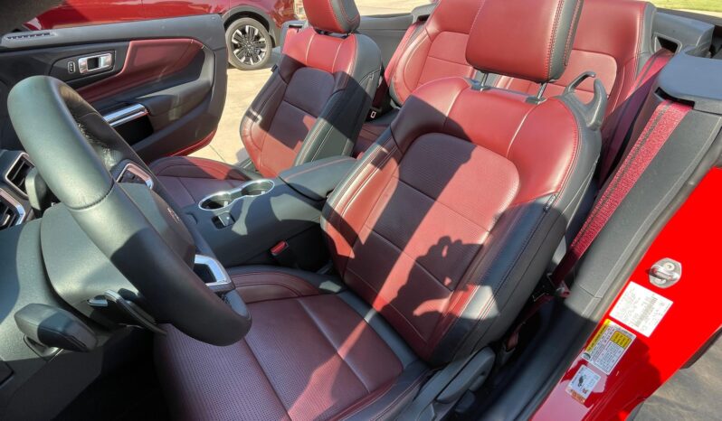 								2024 Ford Mustang GT Premium Convertible full									