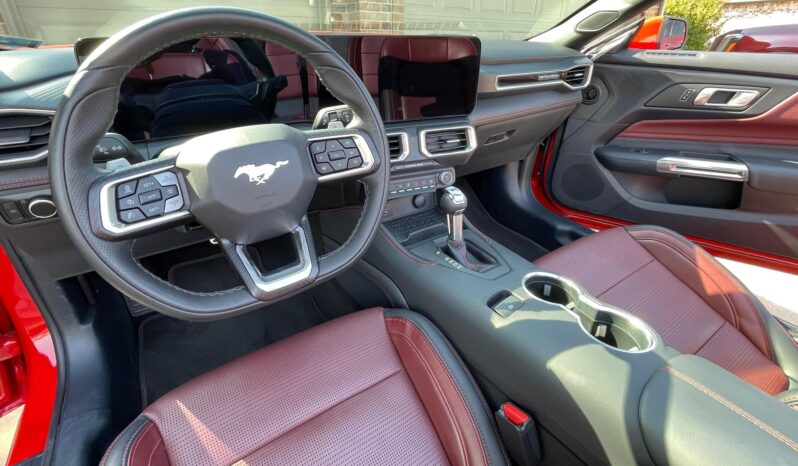 								2024 Ford Mustang GT Premium Convertible full									