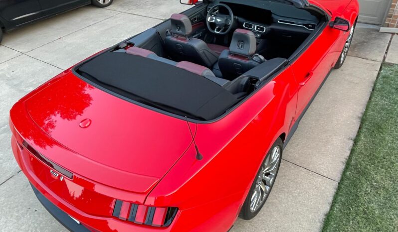 								2024 Ford Mustang GT Premium Convertible full									