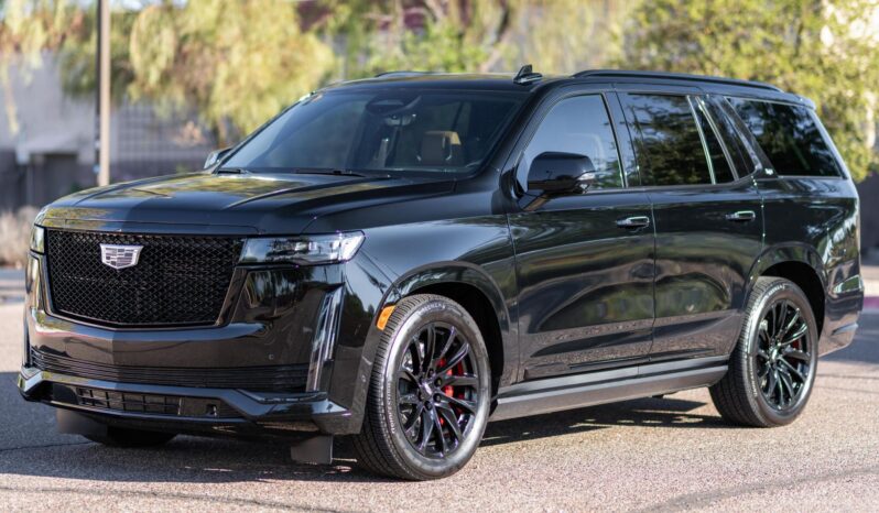								2023 Cadillac Escalade 4WD Sport full									