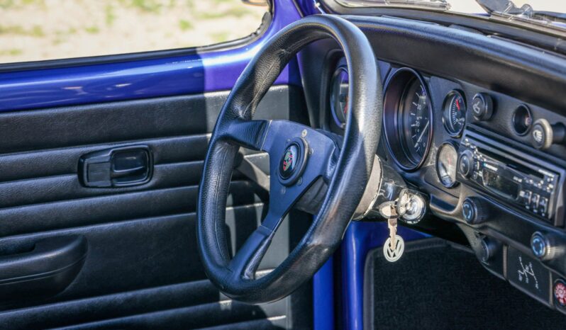 								1970 Volkswagen Beetle 5-Speed full									