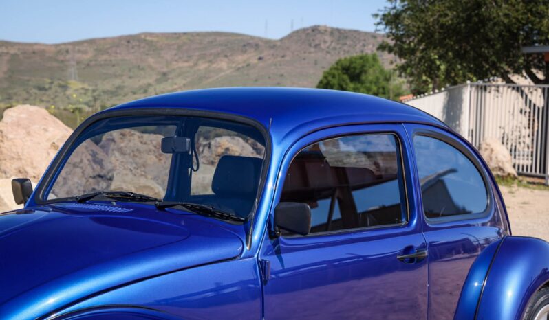 								1970 Volkswagen Beetle 5-Speed full									