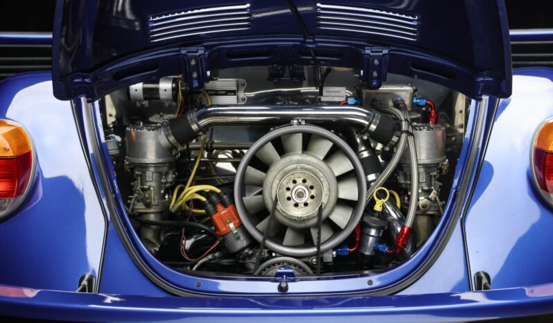 								1970 Volkswagen Beetle 5-Speed full									