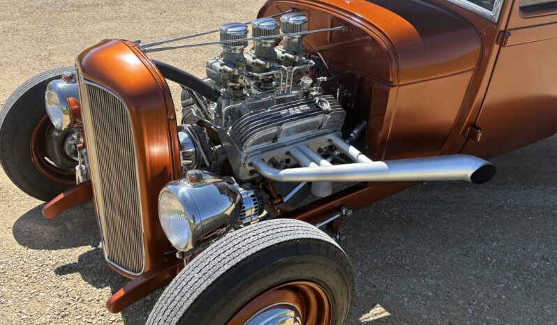 								1929 Ford Model A Tudor Sedan 5-Speed full									