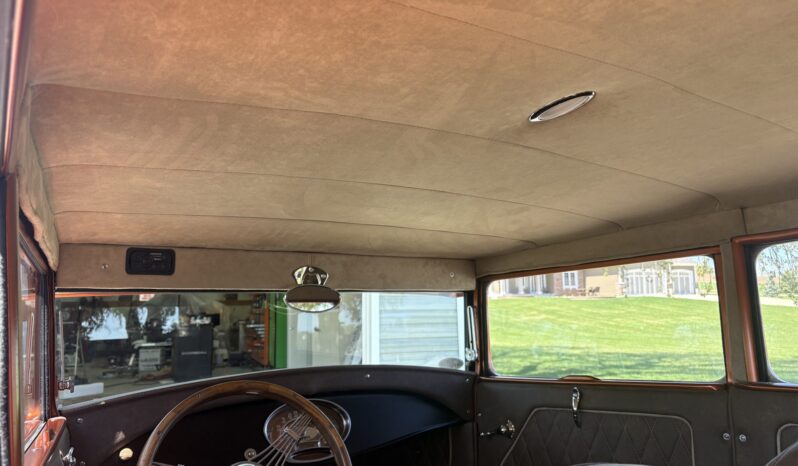 								1929 Ford Model A Tudor Sedan 5-Speed full									