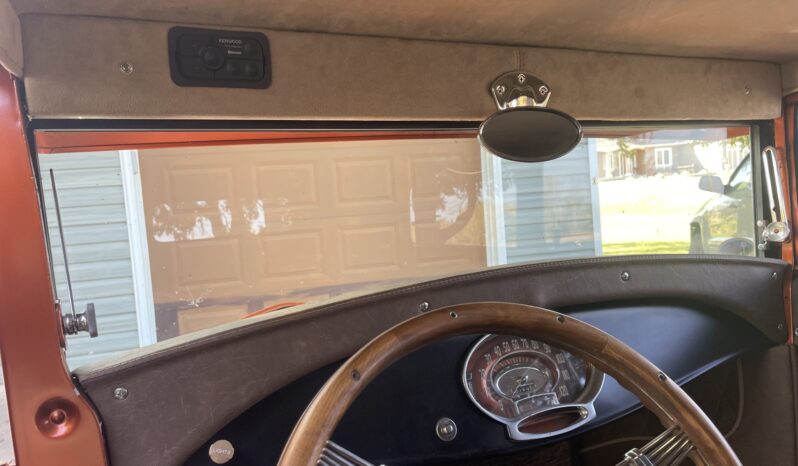 								1929 Ford Model A Tudor Sedan 5-Speed full									