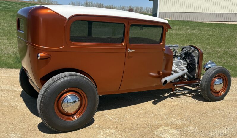 								1929 Ford Model A Tudor Sedan 5-Speed full									