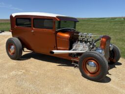 										1929 Ford Model A Tudor Sedan 5-Speed full									