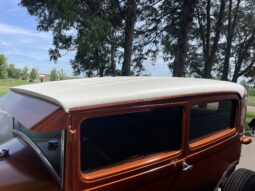 										1929 Ford Model A Tudor Sedan 5-Speed full									