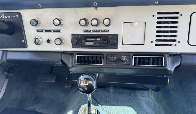 								1977 Ford Bronco Ranger 302 full									