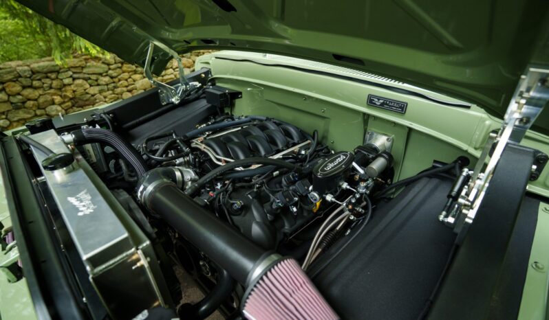								1972 Ford F-250 Highboy-Style 4×4 full									