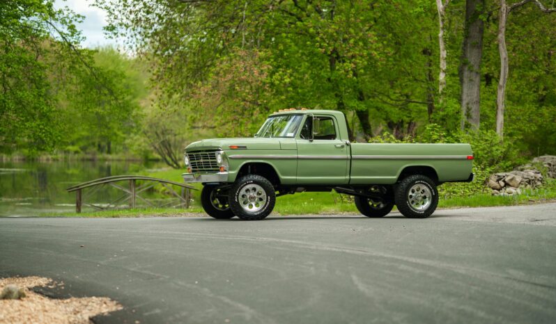 								1972 Ford F-250 Highboy-Style 4×4 full									