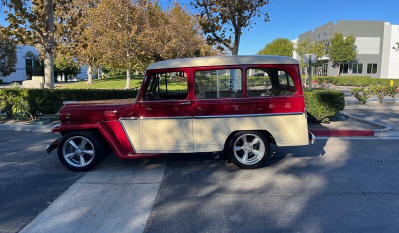 								1962 Willys Jeep Station Wagon full									