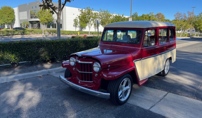 								1962 Willys Jeep Station Wagon full									