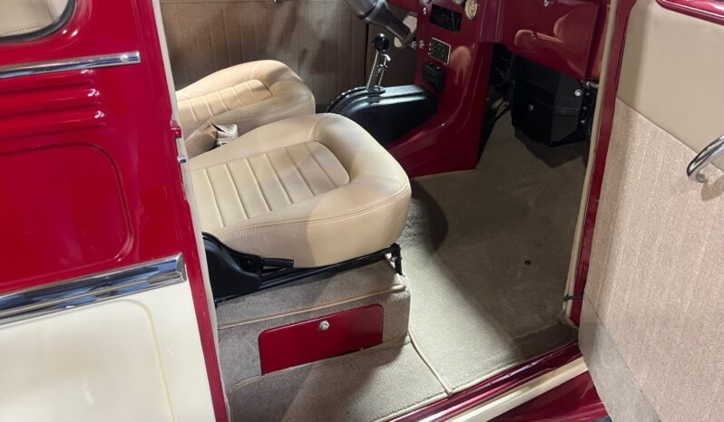 								1962 Willys Jeep Station Wagon full									