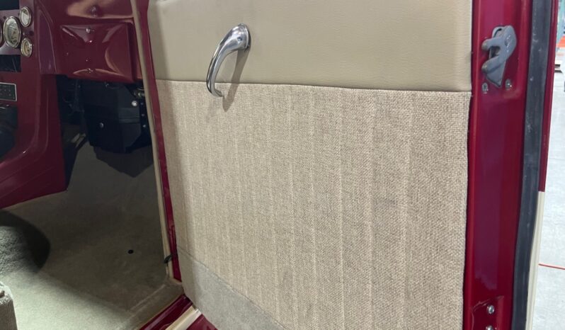 								1962 Willys Jeep Station Wagon full									