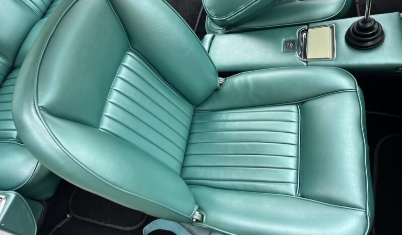 								1963 Studebaker Avanti 4-Speed full									