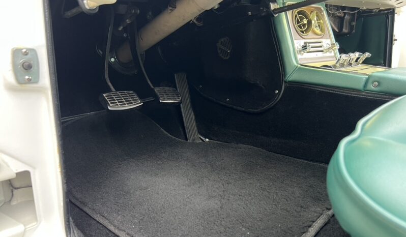 								1963 Studebaker Avanti 4-Speed full									