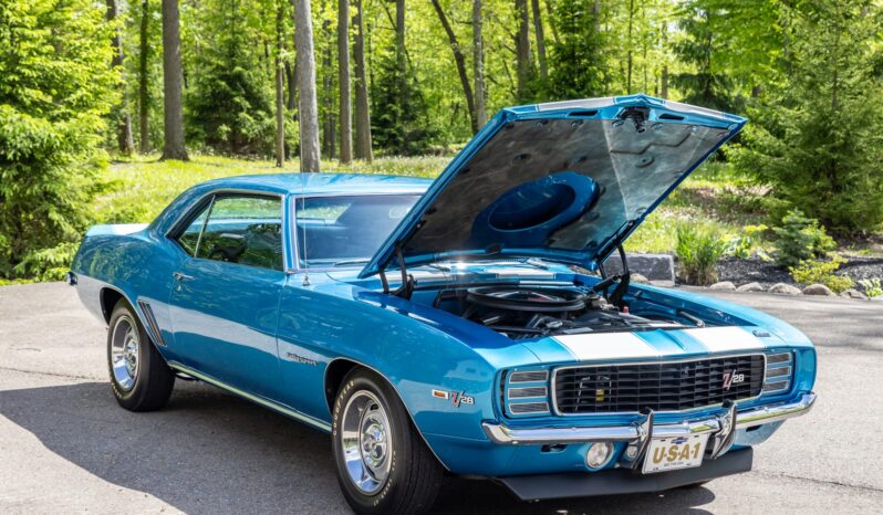 								1969 Chevrolet Camaro Z28 RS Coupe 4-Speed full									