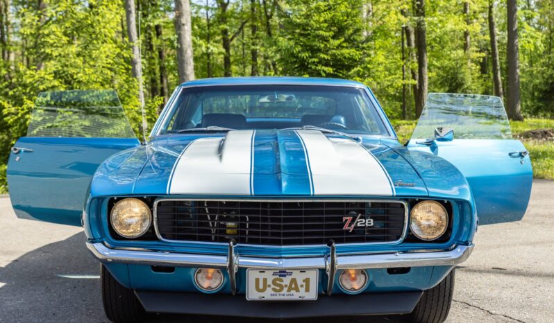 								1969 Chevrolet Camaro Z28 RS Coupe 4-Speed full									
