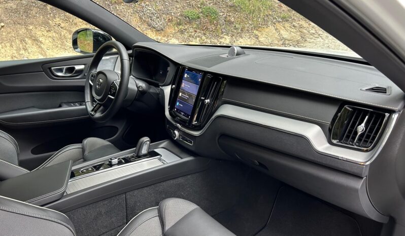 								2022 Volvo XC60 T8 Polestar Engineered Extended Range full									