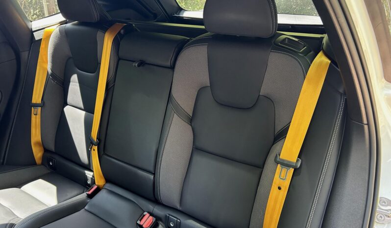 								2022 Volvo XC60 T8 Polestar Engineered Extended Range full									