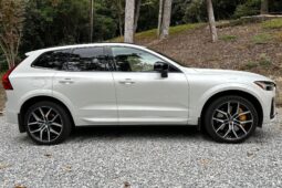 										2022 Volvo XC60 T8 Polestar Engineered Extended Range full									