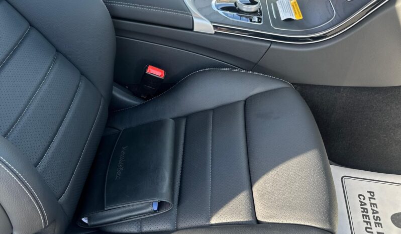								2023 Mercedes-Benz C300 4Matic Coupe full									