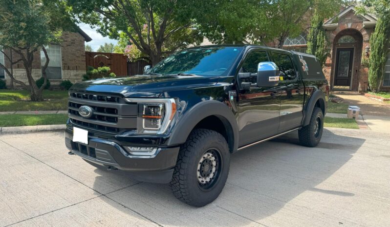 2022 Ford F-150 Lariat SuperCrew 4x4 1