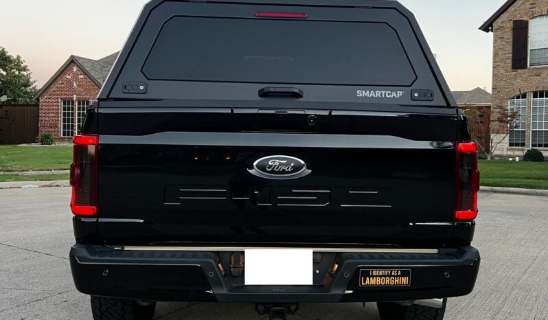 								2022 Ford F-150 Lariat SuperCrew 4×4 full									