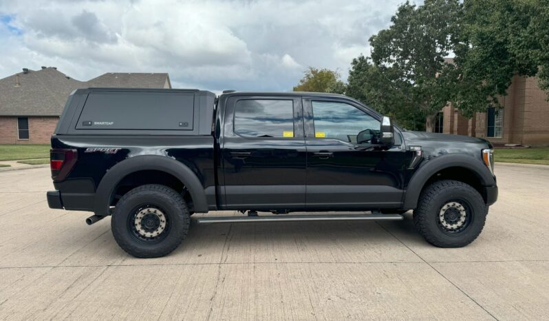 								2022 Ford F-150 Lariat SuperCrew 4×4 full									