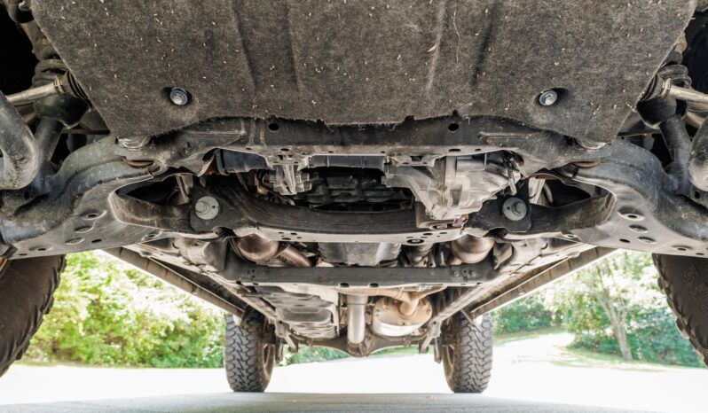 								2022 Toyota Tundra SR5 CrewMax 4×4 full									