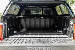 										2022 Toyota Tundra SR5 CrewMax 4×4 full									