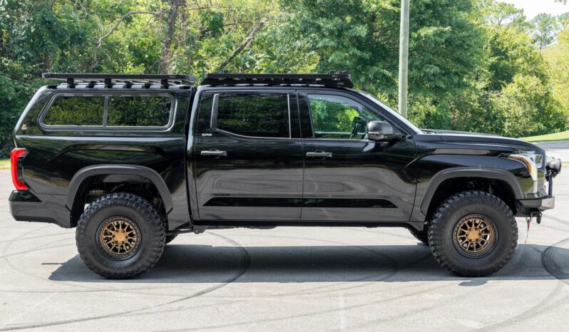 2022 Toyota Tundra SR5 CrewMax 4x4 1