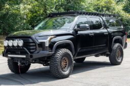 										2022 Toyota Tundra SR5 CrewMax 4×4 full									