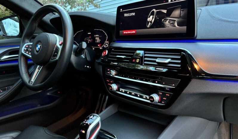 								2023 BMW M5 Competition Package full									