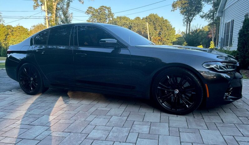 								2023 BMW M5 Competition Package full									