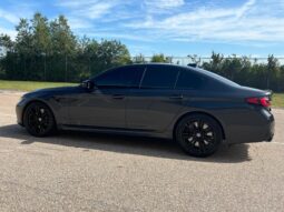 										2023 BMW M5 Competition Package full									