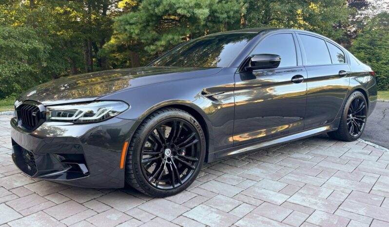 								2023 BMW M5 Competition Package full									