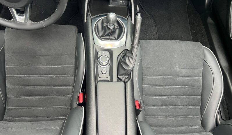 								2023 Mazda MX-5 Miata RF Club full									